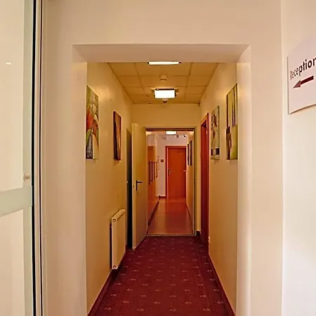 Ξενοδοχείο Evido Center