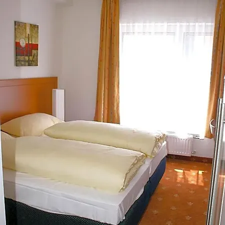 Hotel Evido Center